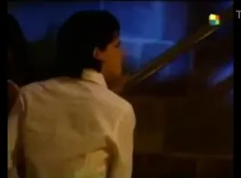 امرأة ساخنة، كريستي ستيفنز يصرخ من المتعة أثناء الحصول على مارس الجنس في غرفة التدليك